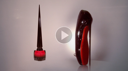 Louboutin lancia lo smalto (rosso) per unghie