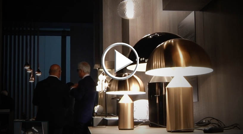 Oluce celebra Atollo con un progetto charity “ad arte”