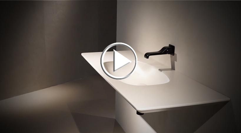 Cappellini firma lo stand di Flaminia a Cersaie