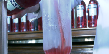 Campari, il futuro guarda a bourbon e al premium Rare